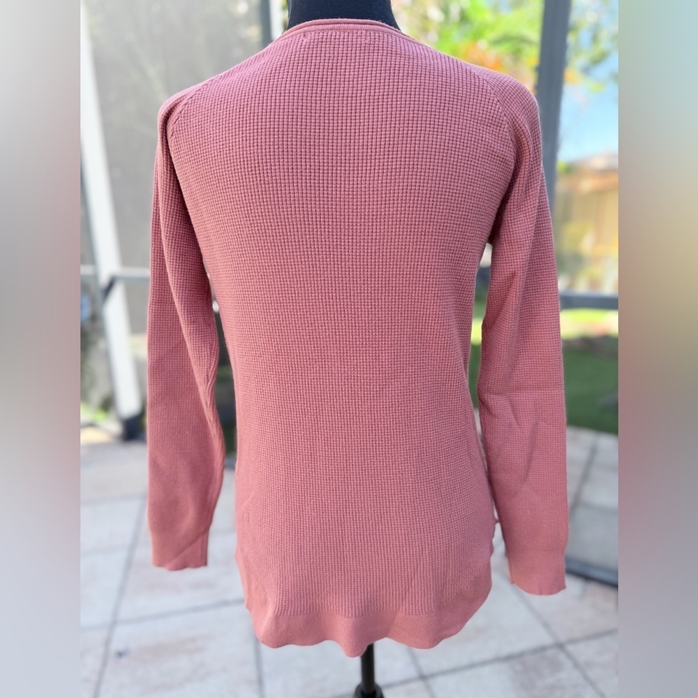 Long Sleeve Scoop Neck Waffle Weave Fall Top Tee size M - Picture 2 of 5